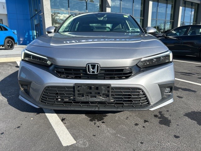 2023 Honda Civic Touring photo 2