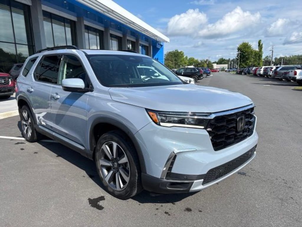 Certified 2024 Honda Pilot Touring SUV