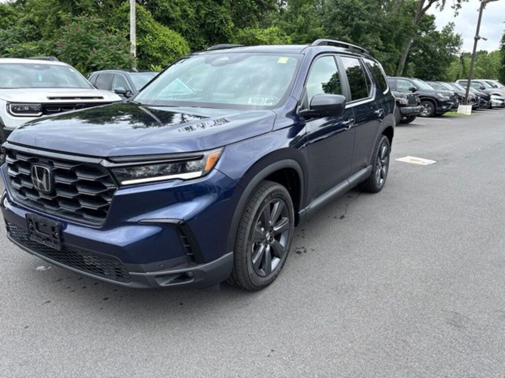 Certified 2025 Honda Pilot Sport SUV