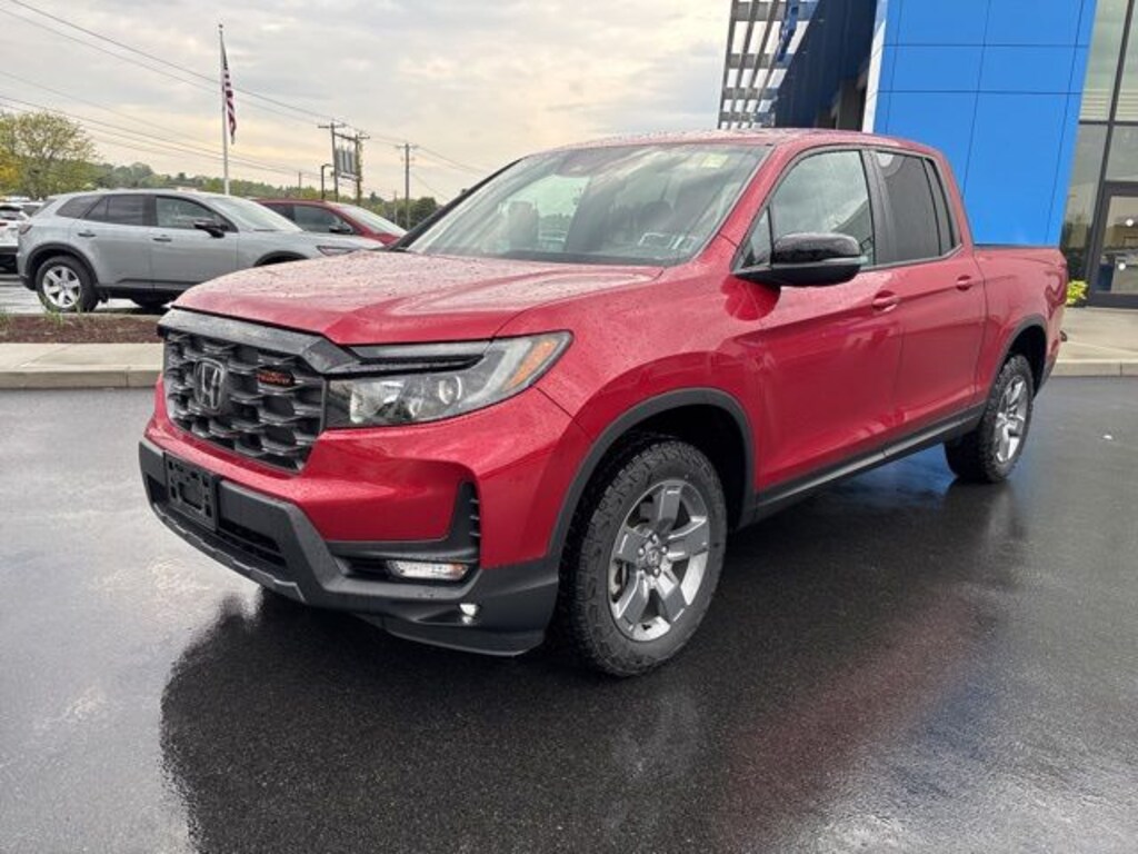 Certified 2025 Honda Ridgeline TrailSport Truck Crew Cab