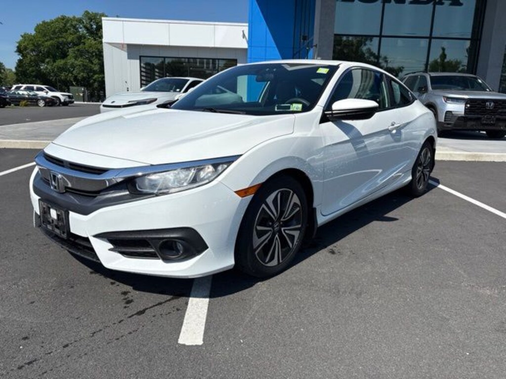 Used 2017 Honda Civic EX-T Coupe
