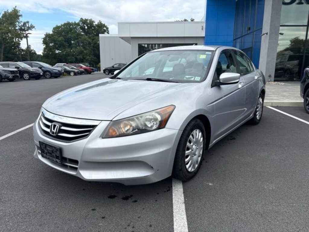 Used 2011 Honda Accord LX 2.4 Sedan