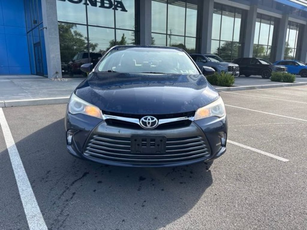 Used 2017 Toyota Camry LE Sedan