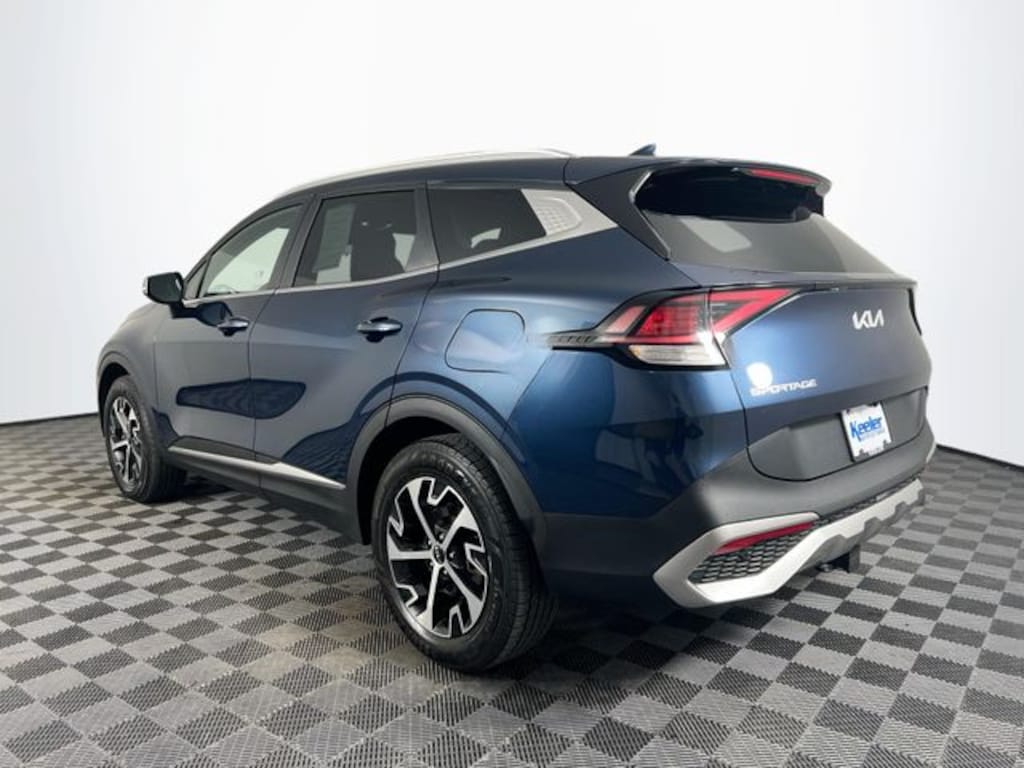 Used 2023 Kia Sportage Hybrid EX SUV