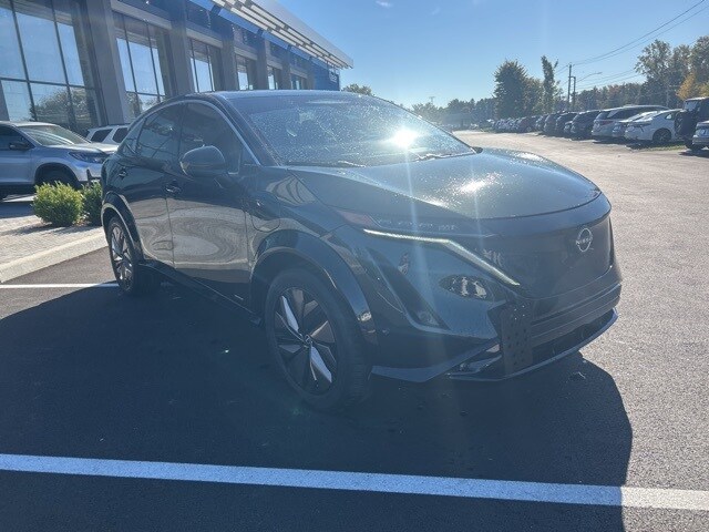 2023 Nissan ARIYA Premiere photo 2