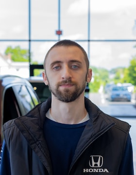 Staff member Sebastian Gigliotti from 47232125c363