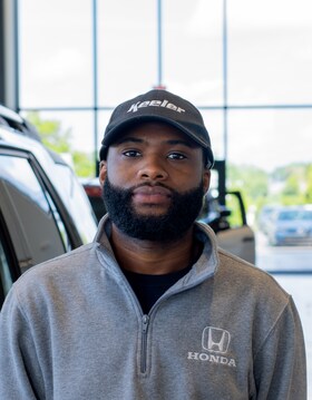 Staff member Shomari Pettus from 47232125c363