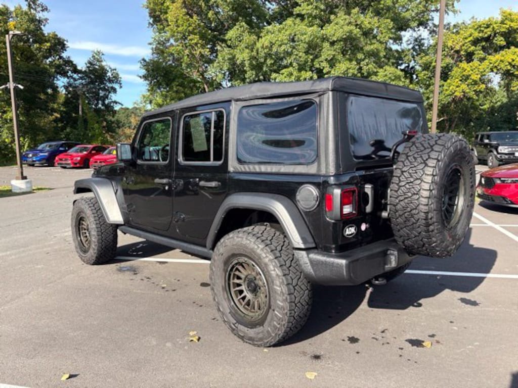 Used 2023 Jeep Wrangler Sport SUV