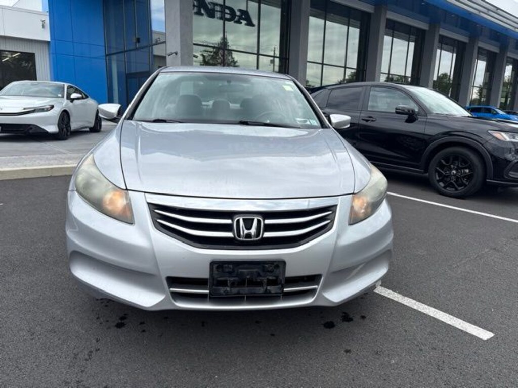 Used 2011 Honda Accord LX 2.4 Sedan