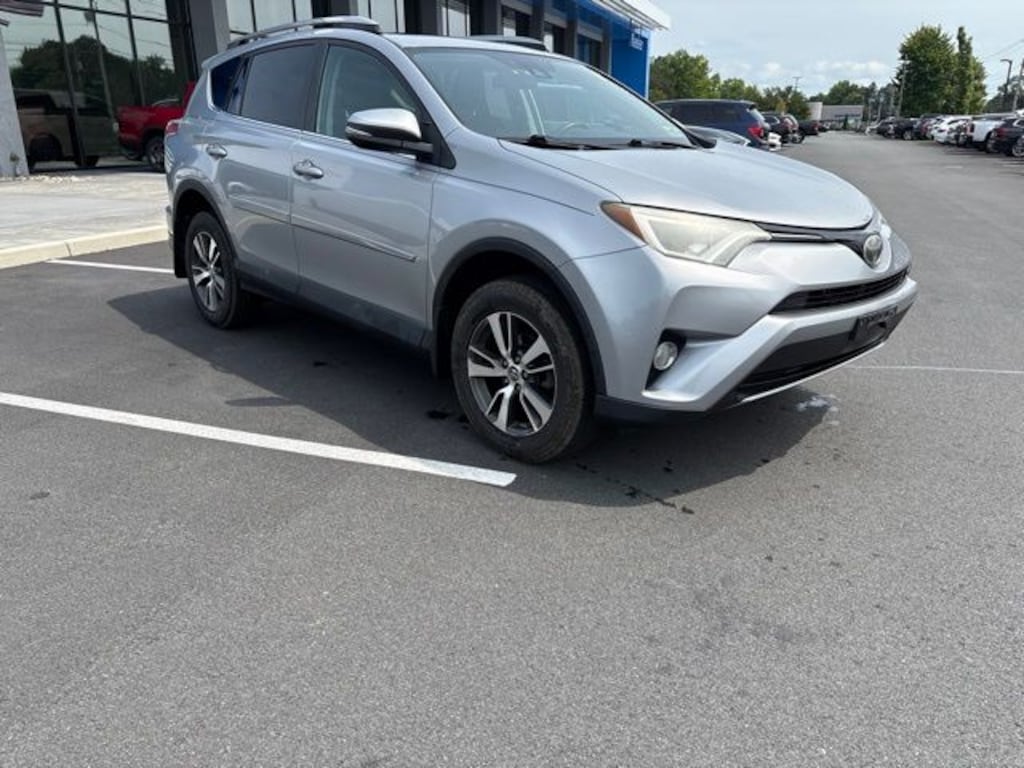Used 2017 Toyota RAV4 XLE SUV