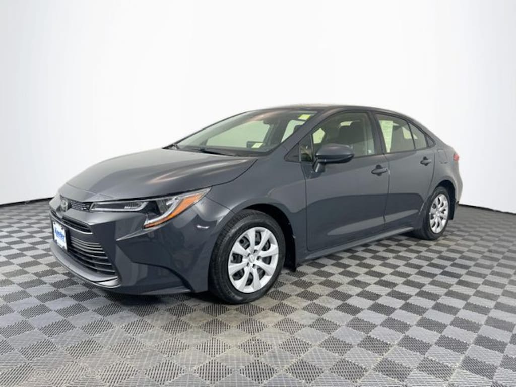Used 2023 Toyota Corolla LE Sedan