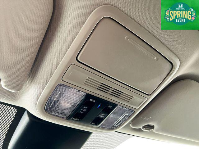 2026 Honda Odyssey Touring - Photo 13