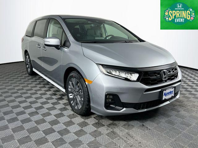 2026 Honda Odyssey Touring - Photo 8