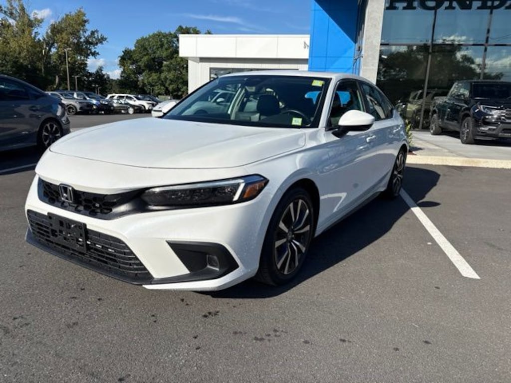 Certified 2024 Honda Civic EX-L Hatchback