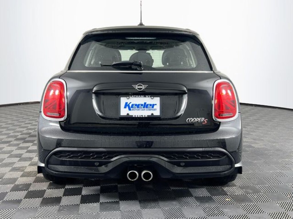 Used 2023 MINI Hardtop 4 Door Signature Hatchback