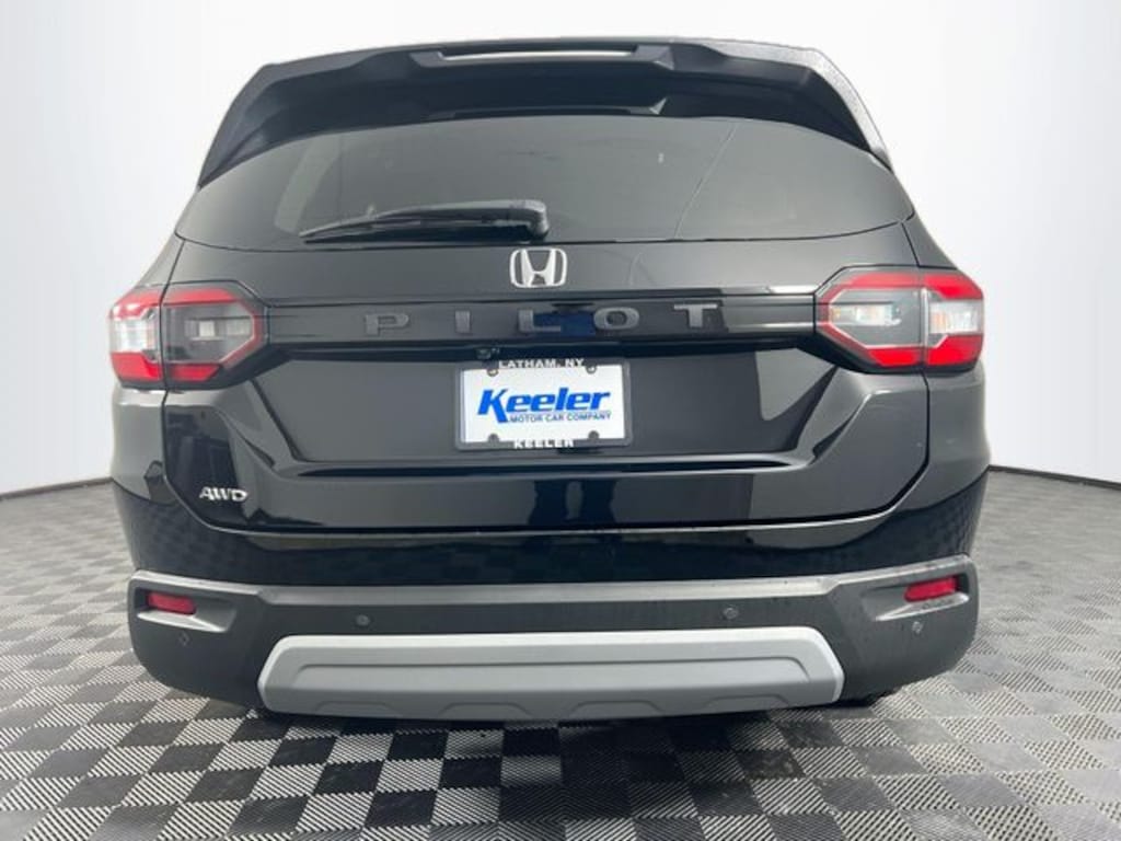 Certified 2024 Honda Pilot EX-L 7 Passenger SUV