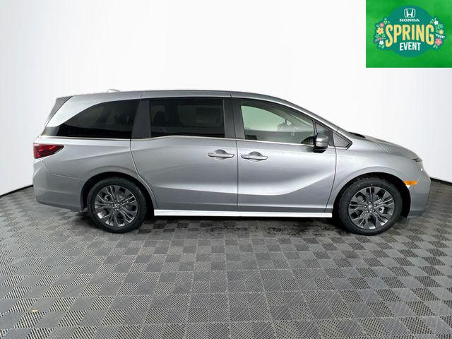 2026 Honda Odyssey Touring - Photo 7