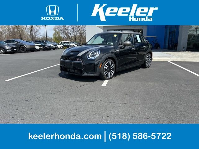 2023 MINI Hardtop 4 Door S