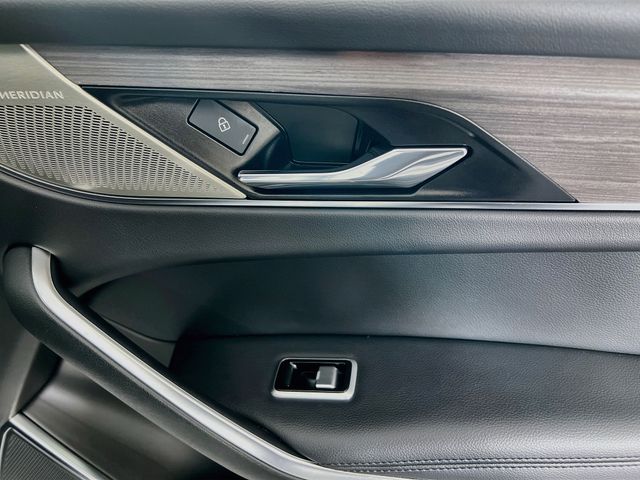 2023 Jaguar F-Pace S - Photo 30
