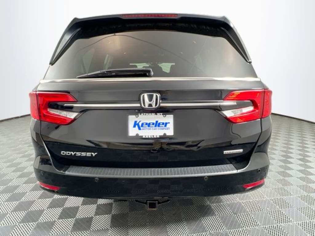 Used 2022 Honda Odyssey Touring Van