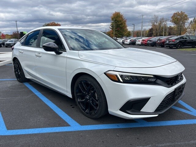 2023 Honda Civic Sport Hatchback photo 3