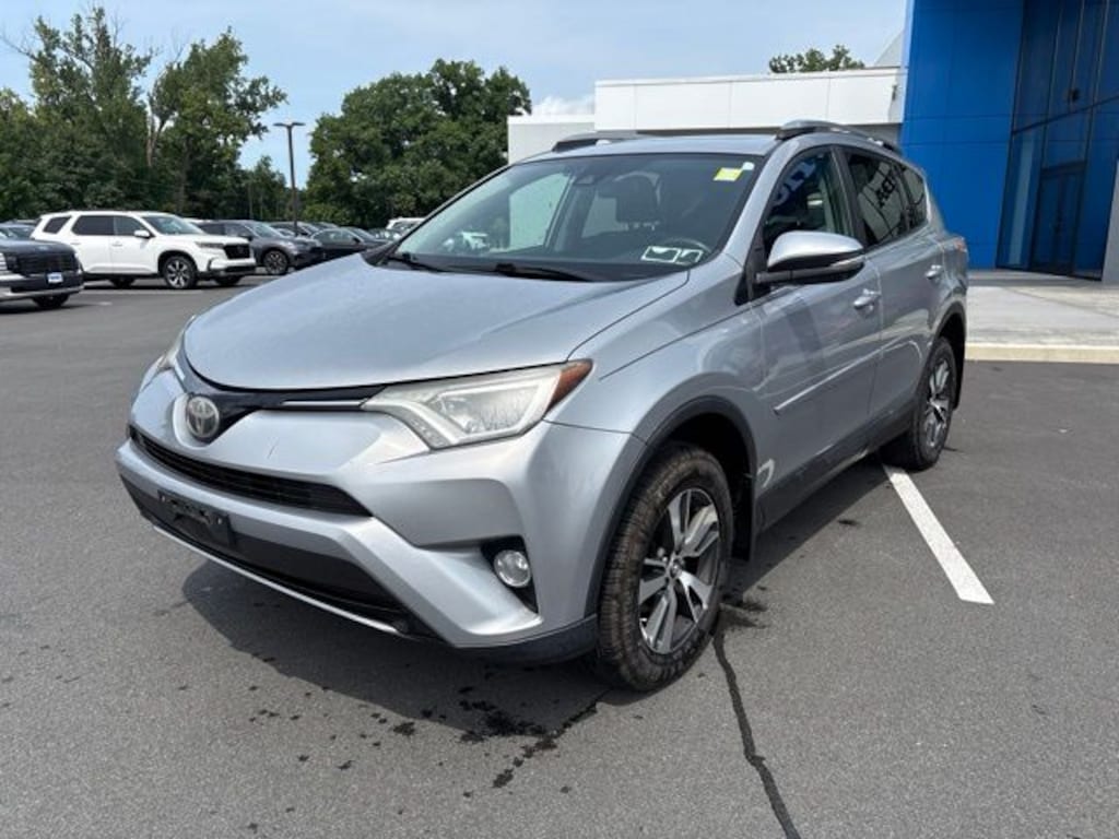 Used 2017 Toyota RAV4 XLE SUV