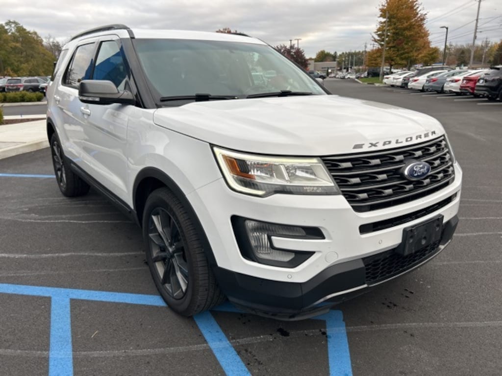 Used 2017 Ford Explorer XLT SUV