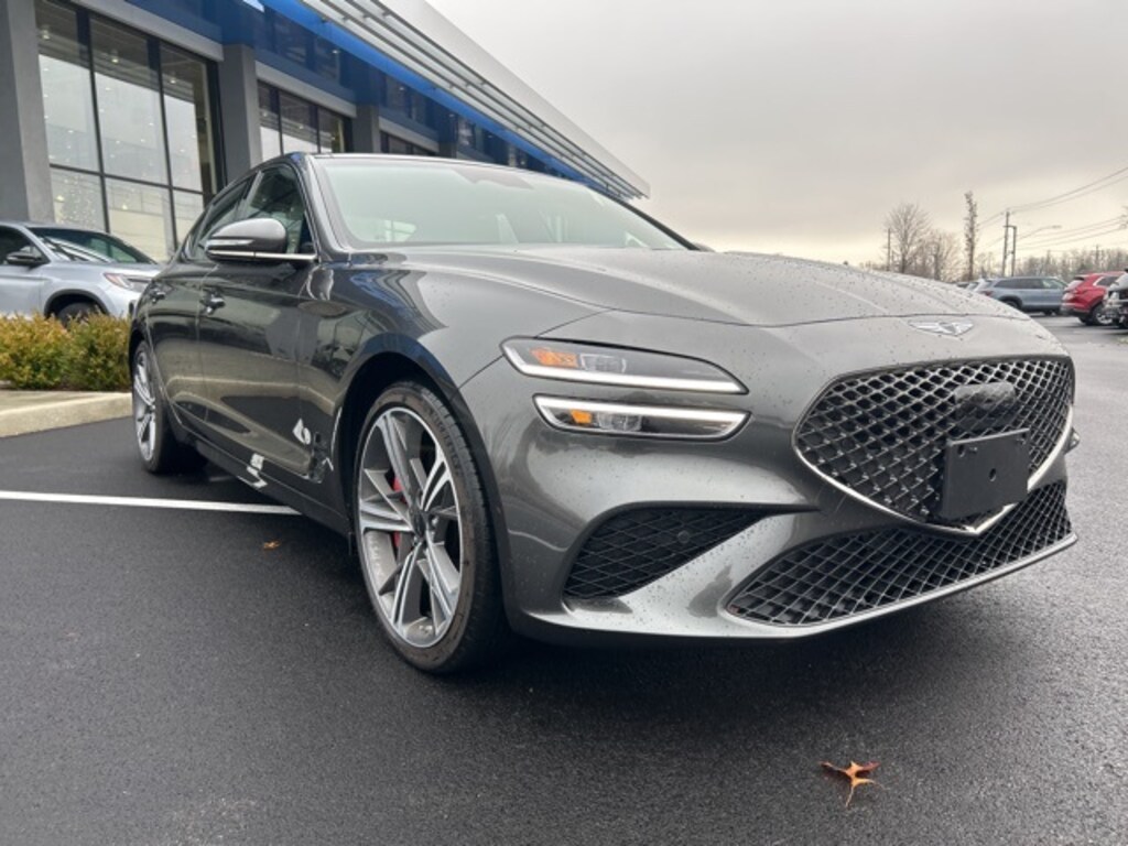 Used 2025 Genesis G70 2.5T Sedan