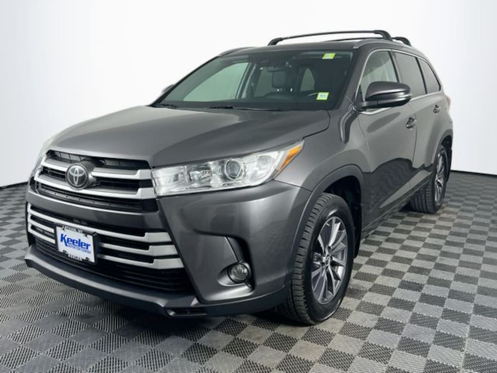Used 2017 Toyota Highlander XLE SUV