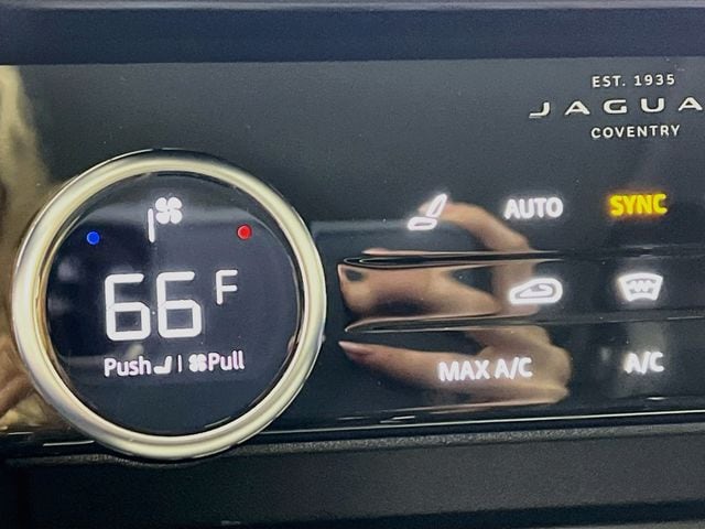2023 Jaguar F-Pace S - Photo 20