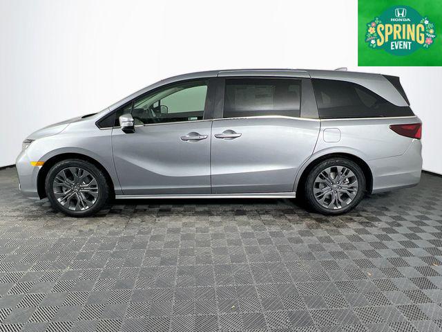 2026 Honda Odyssey Touring - Photo 3
