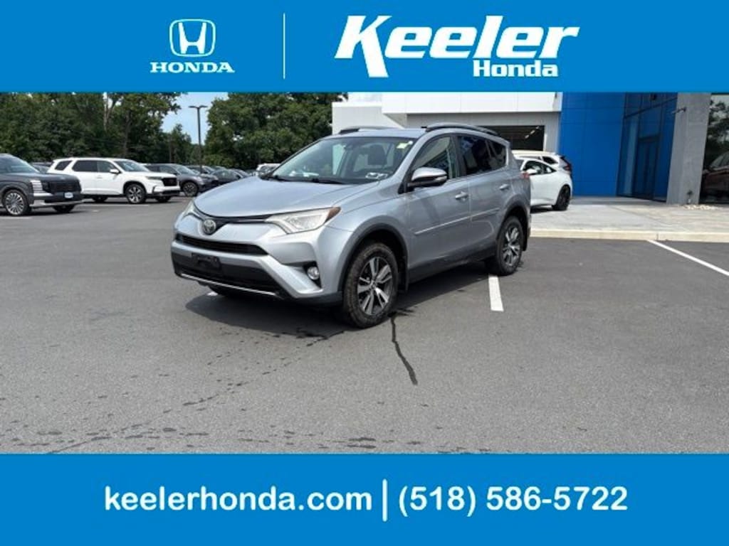 Used 2017 Toyota RAV4 XLE SUV
