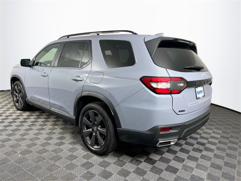 Certified 2025 Honda Pilot Sport SUV