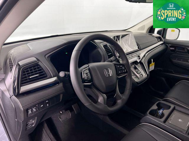 2026 Honda Odyssey Touring - Photo 10