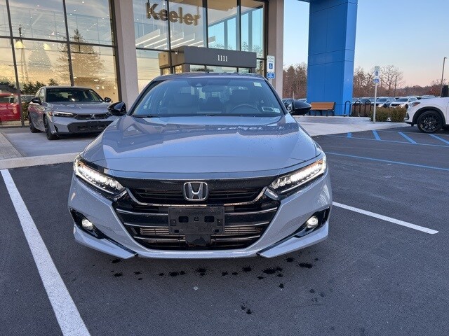 2022 Honda Accord Sport 2.0T photo 3