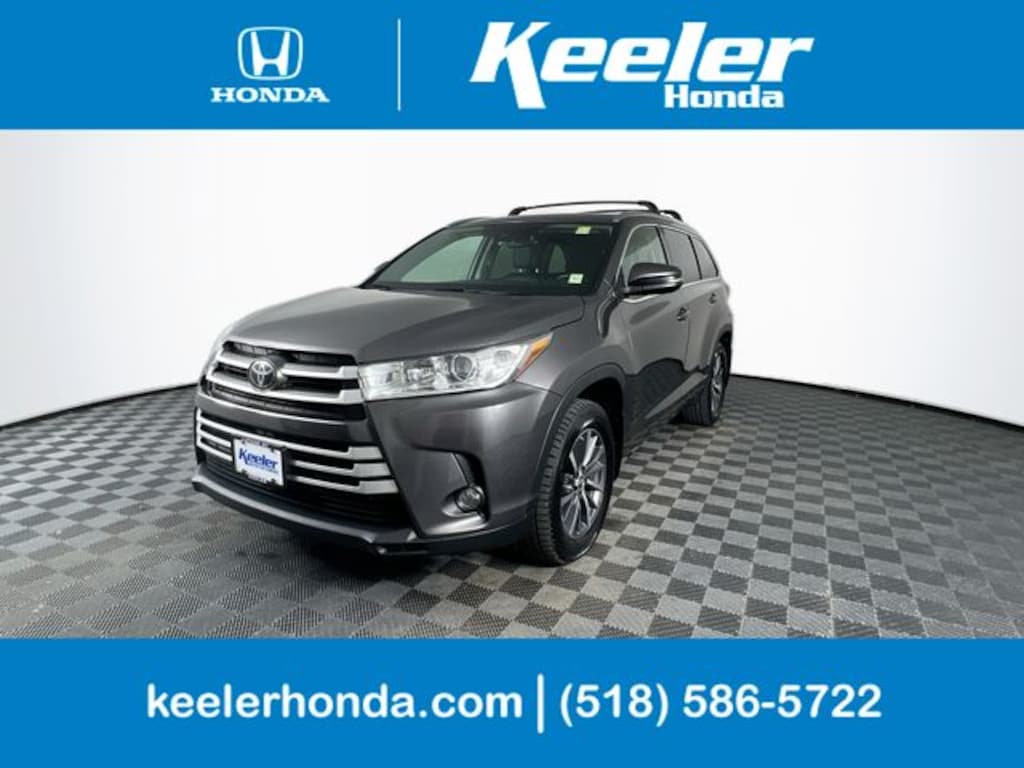 Used 2017 Toyota Highlander XLE SUV