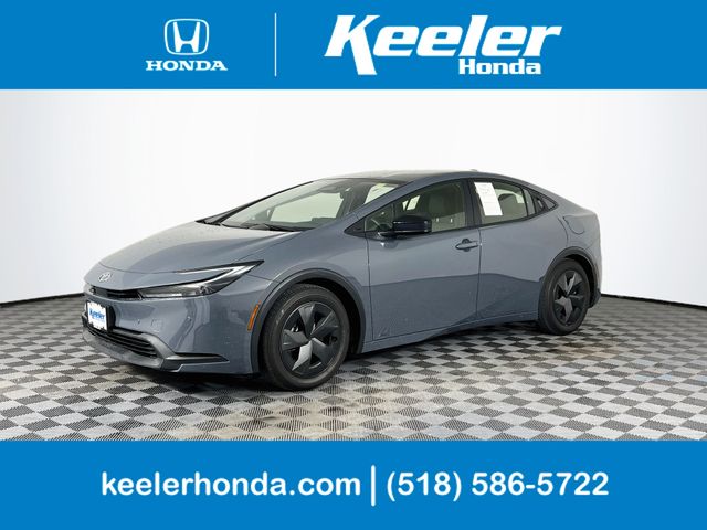 2023 Toyota Prius LE