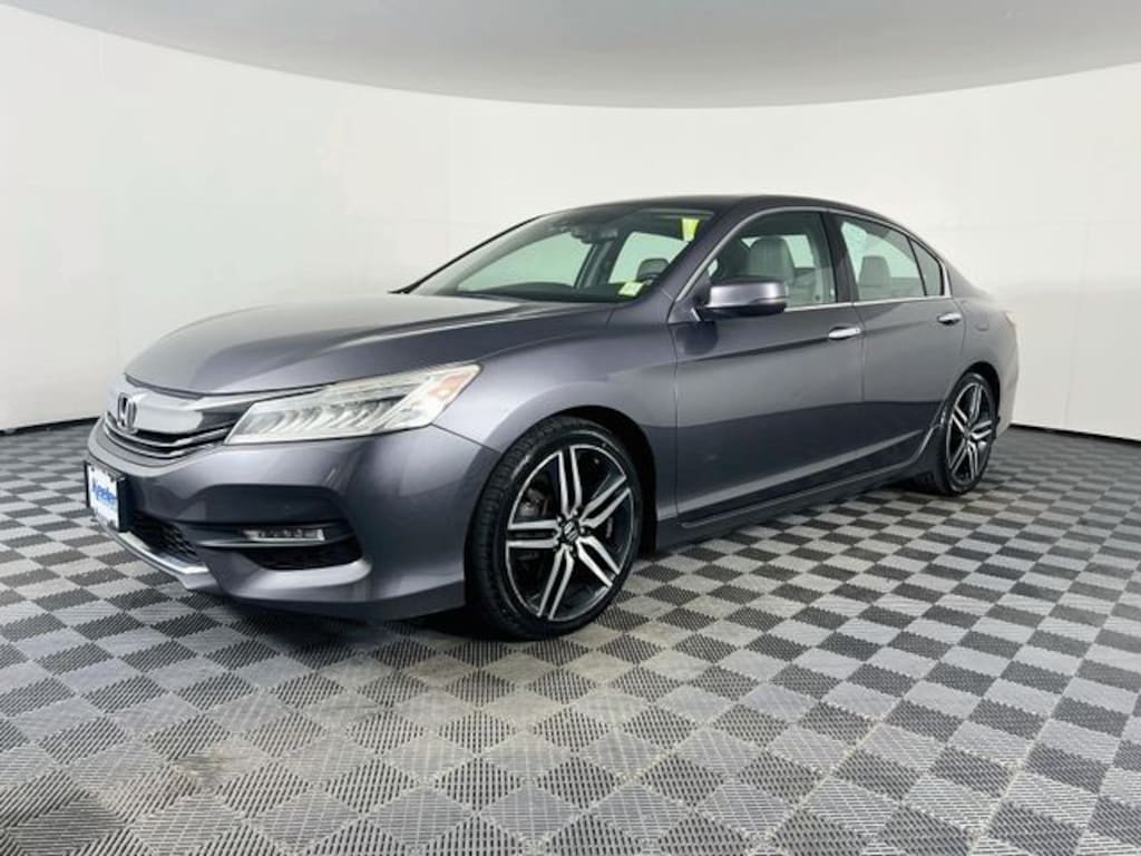 Used 2017 Honda Accord Touring Sedan