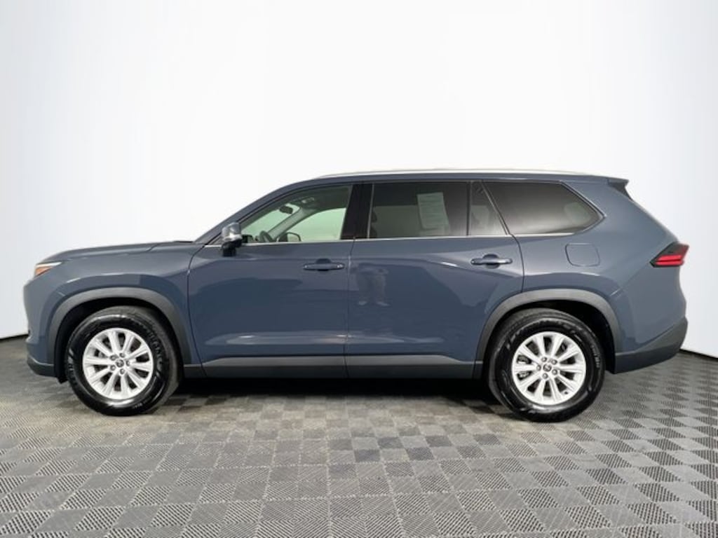 Used 2025 Toyota Grand Highlander XLE SUV