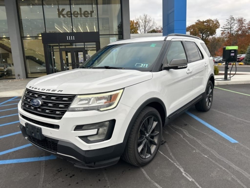 Used 2017 Ford Explorer XLT SUV