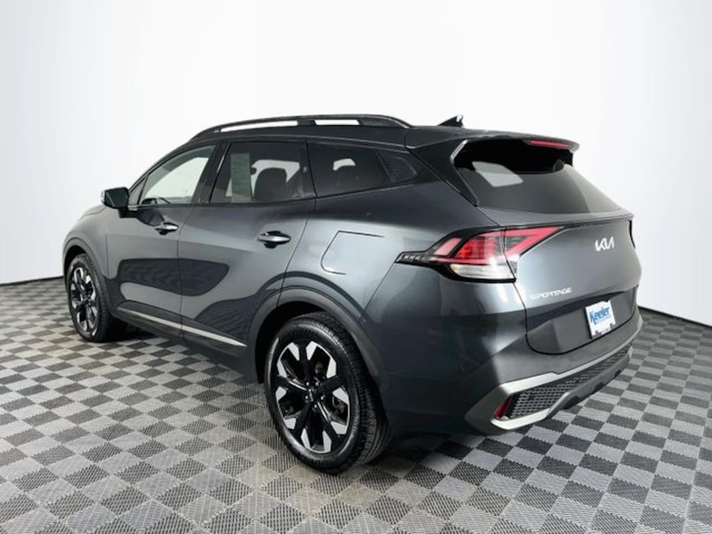 Used 2023 Kia Sportage Plug-In Hybrid X-Line SUV