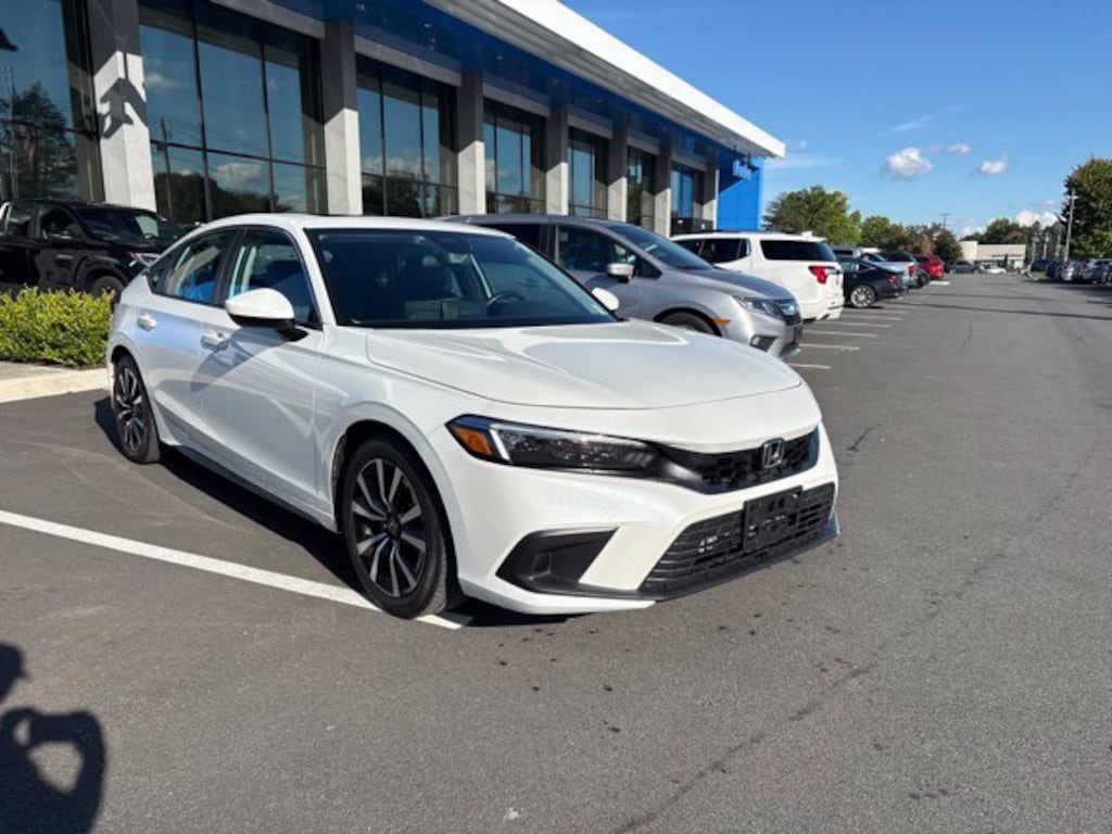 Certified 2024 Honda Civic EX-L Hatchback