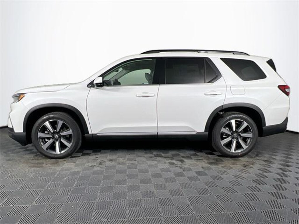 New 2025 Honda Pilot Touring SUV