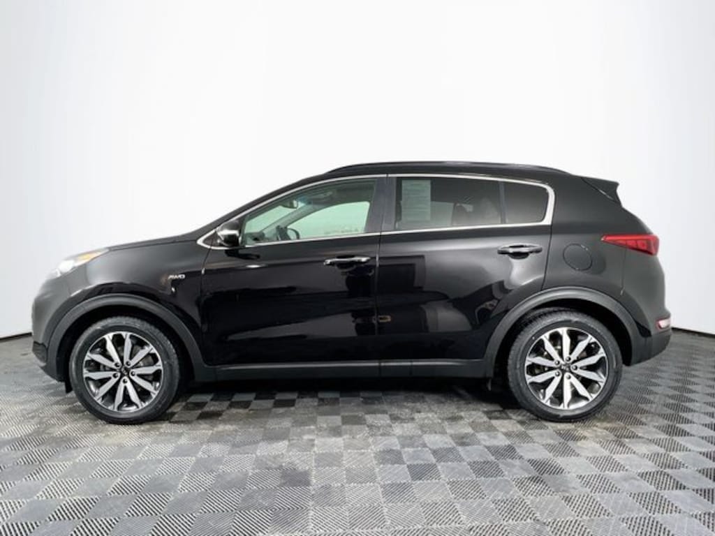 Used 2018 Kia Sportage EX SUV