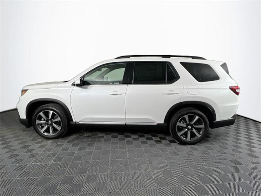 New 2025 Honda Pilot Touring SUV