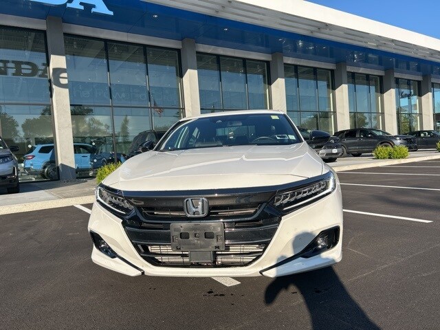 2022 Honda Accord Sport photo 3