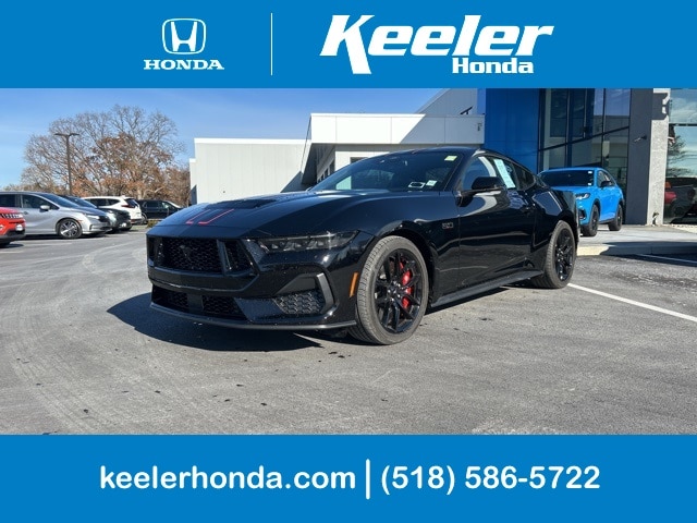 2025 Ford Mustang GT Premium's photo