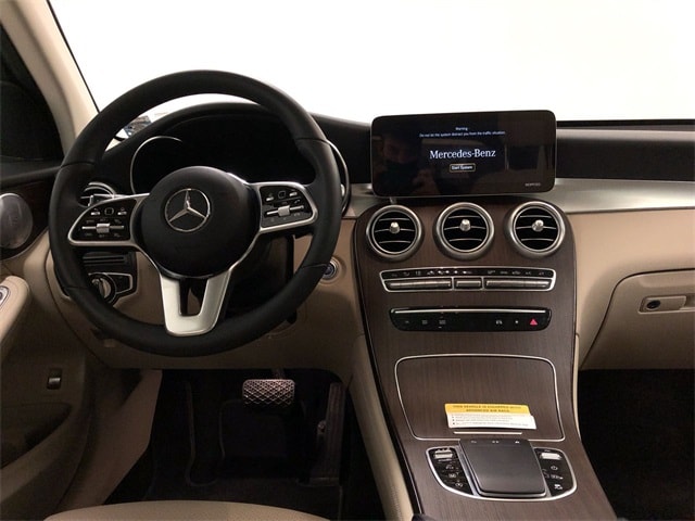 2021 Mercedes-Benz GLC GLC 300 10
