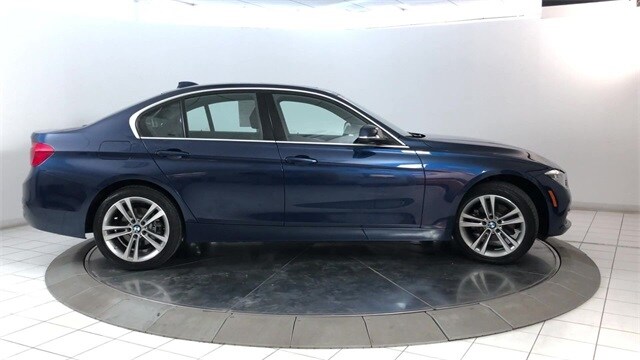 2018 BMW 330i xDrive 3