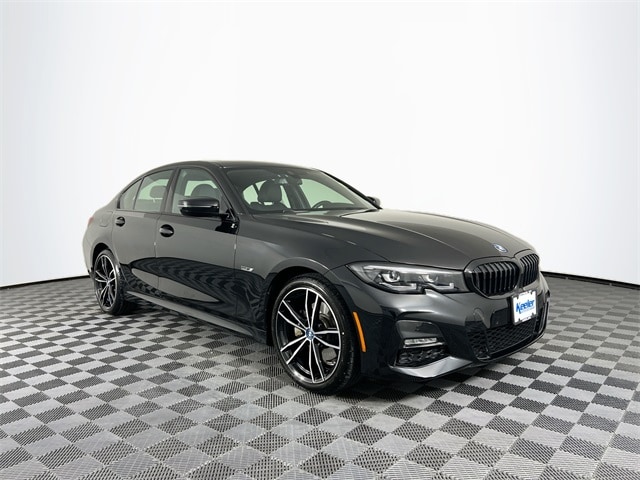 2022 BMW 330e 330e xDrive 8